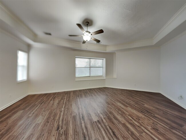 Building Photo - 21231 Riverside Ridge Ln