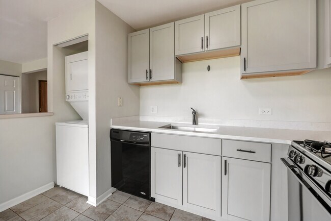 Building Photo - 20 Gant Cir