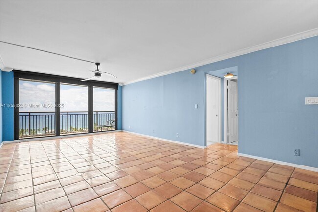 Building Photo - 3031 N Ocean Blvd