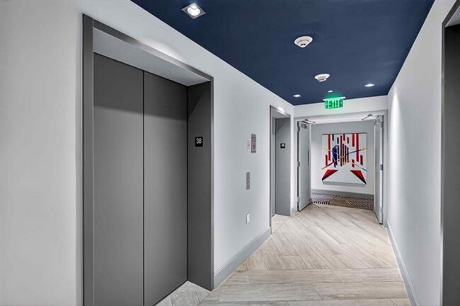 Building Photo - 55 SW 9th St