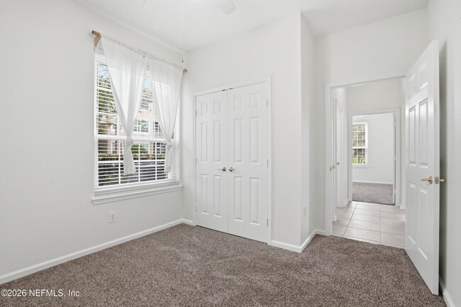 Building Photo - 7990 Baymeadows Cir E