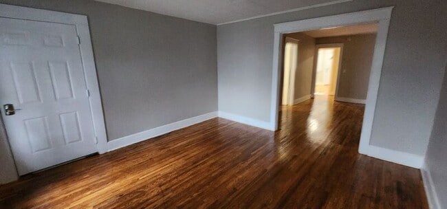 Building Photo - 46 Genesee St