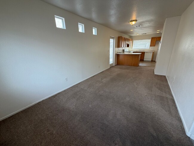 Building Photo - Ready Now