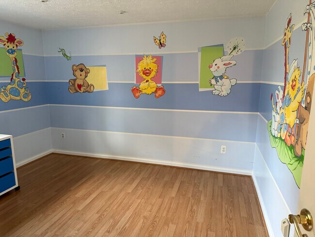 Building Photo - 11 Honeybell Ct