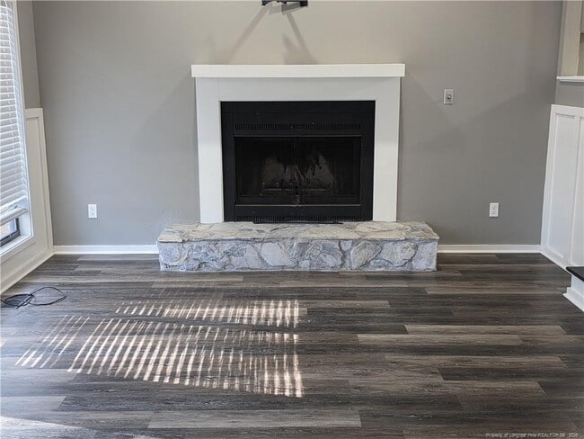 Building Photo - 4491 Briton Ct