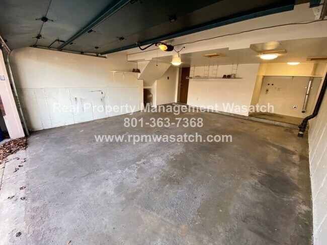 Building Photo - 7260 Ponderosa Dr