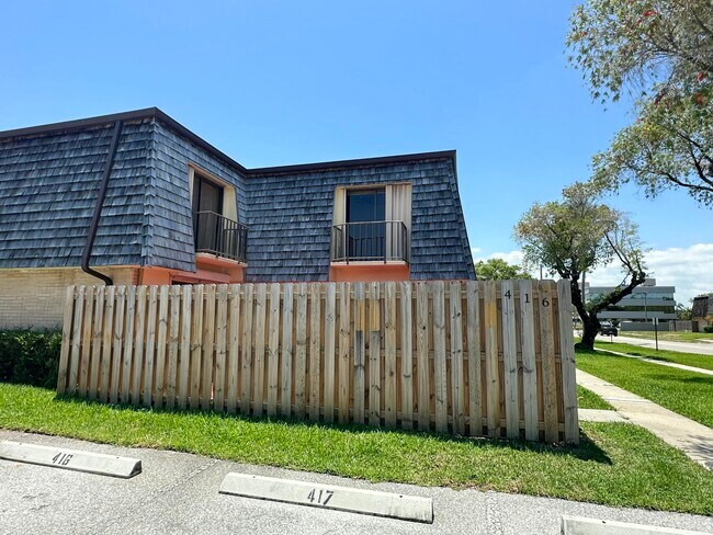 Building Photo - 416 Arabian Rd