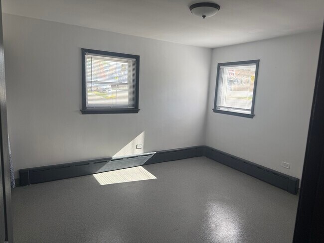 Building Photo - 1540 S 59th Ct