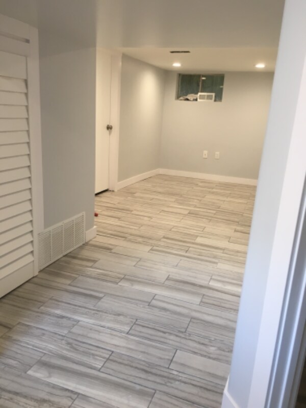 Building Photo - 1078 E 2700 S