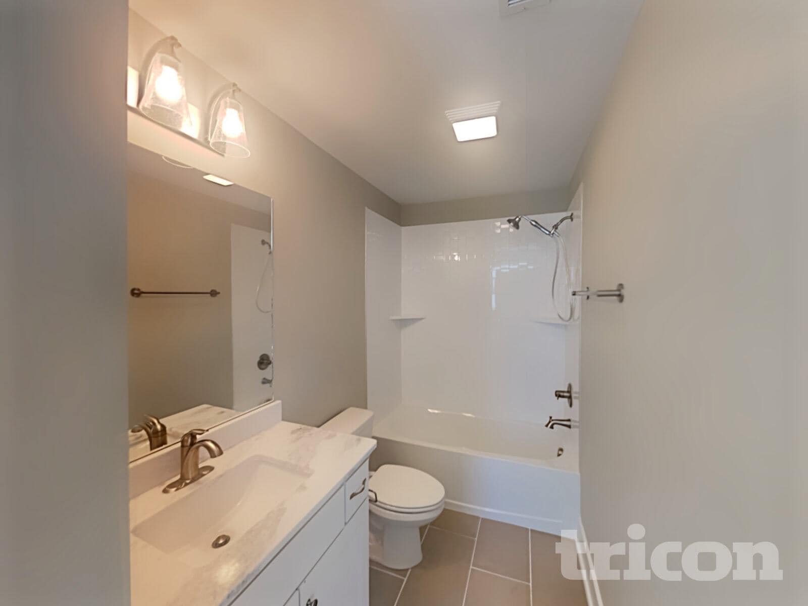 Building Photo - 6817 Charlotte Pike