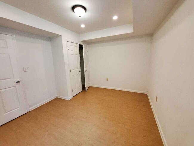 Building Photo - Room in House on Morris Brown Dr SW