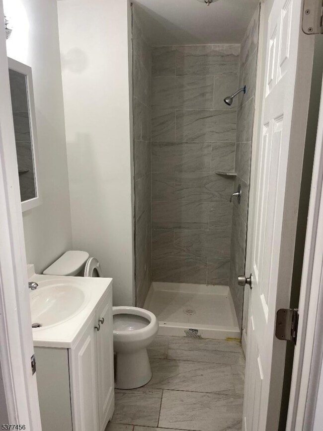 Building Photo - 154 Johnson Ave