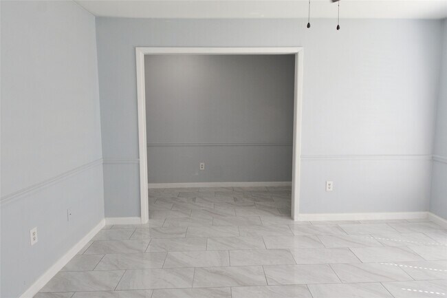 Building Photo - 6707 Las Brisas Dr