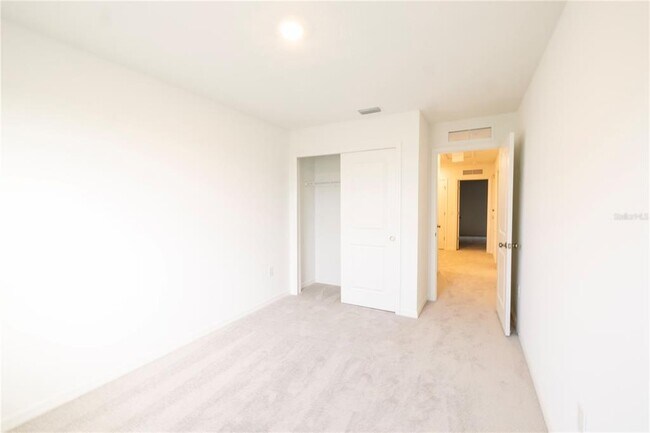 Building Photo - 7649 WATERSCAPE Dr
