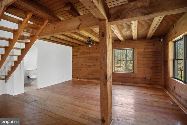 Building Photo - 2200 Blanchard Pl