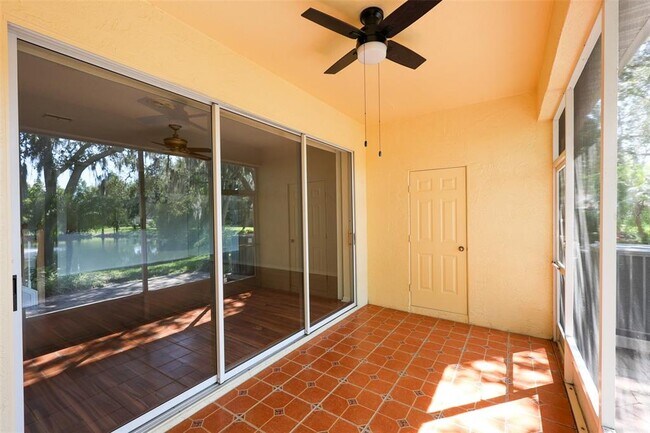 Building Photo - 611 Spring Lake Cir