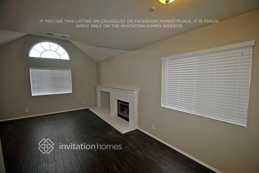 Building Photo - 11484 Millpond Rd