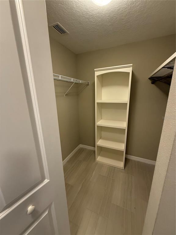 Building Photo - 5 Wayman Pl