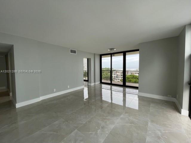 Building Photo - 3031 N Ocean Blvd