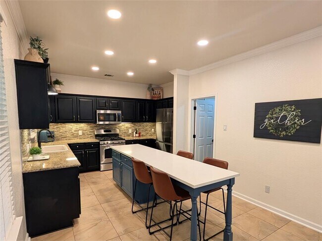 Building Photo - 14504 Templemore Cove