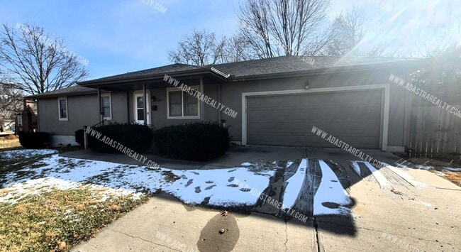 Building Photo - 11425 W 61st St