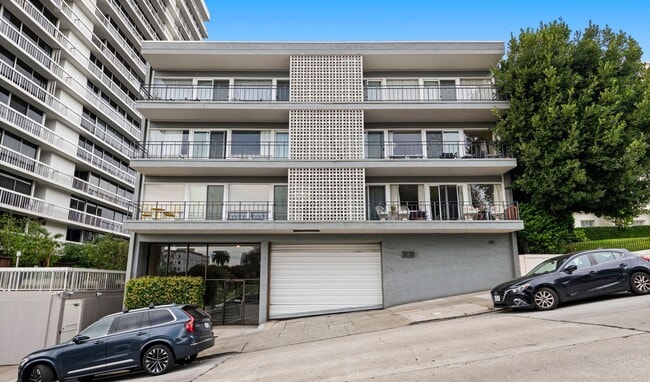 Building Photo - 2121 Laguna St