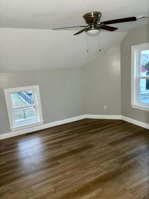 Building Photo - 325 Snell St