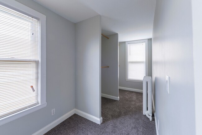 Building Photo - 2725 - 2729 Hennepin Ave
