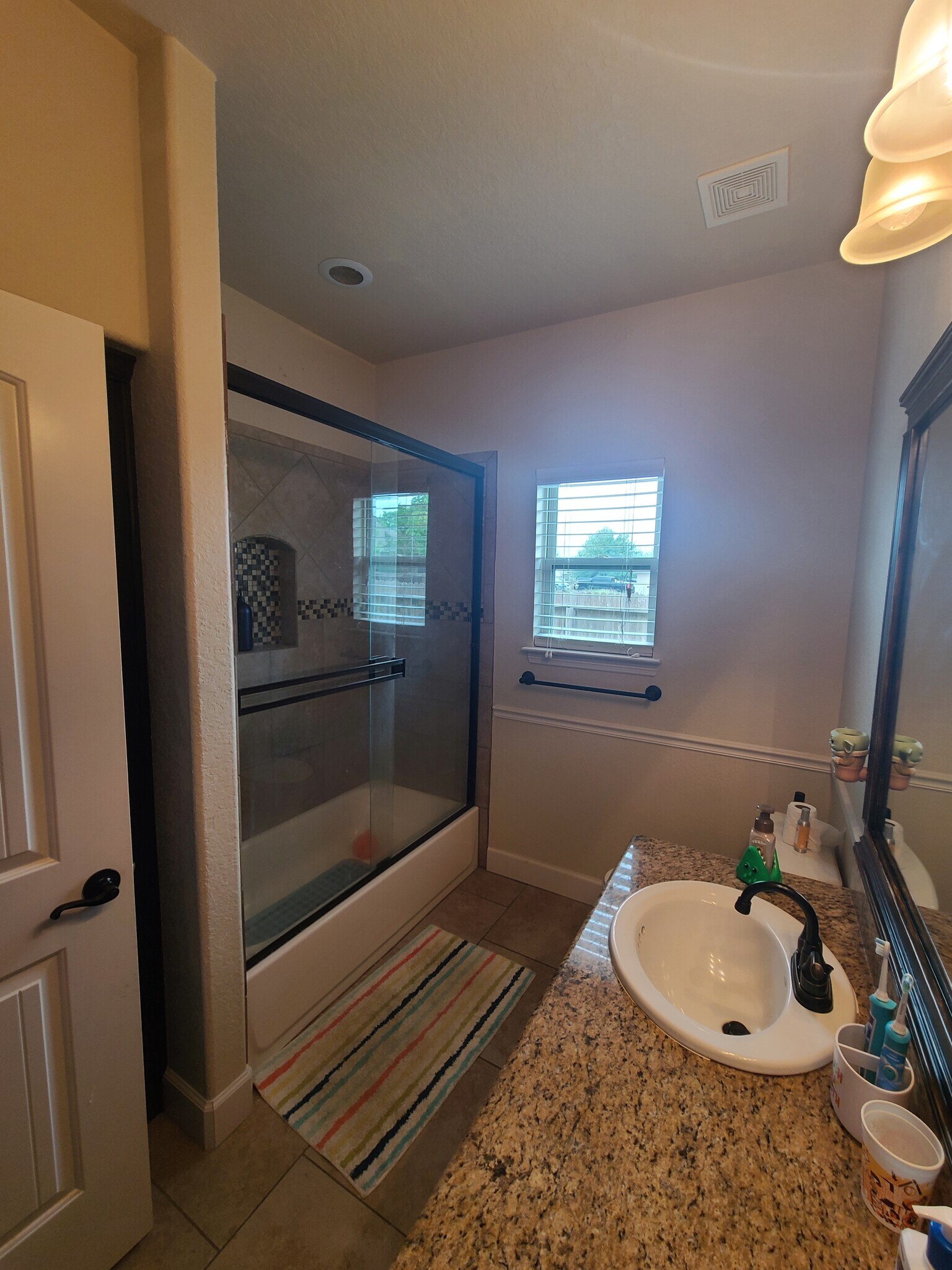 Building Photo - 15508 Fox Ln
