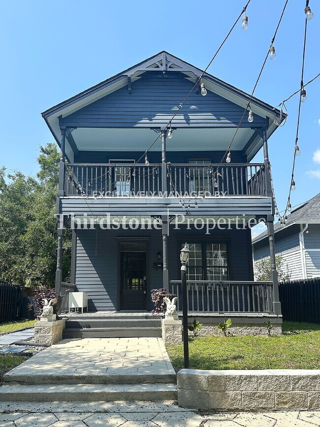 Primary Photo - 1446 Silver St