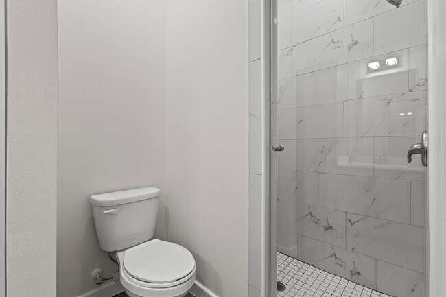 Building Photo - BRAND NEW HOMES FOR LEASE IN MERCEDES! 3BD...