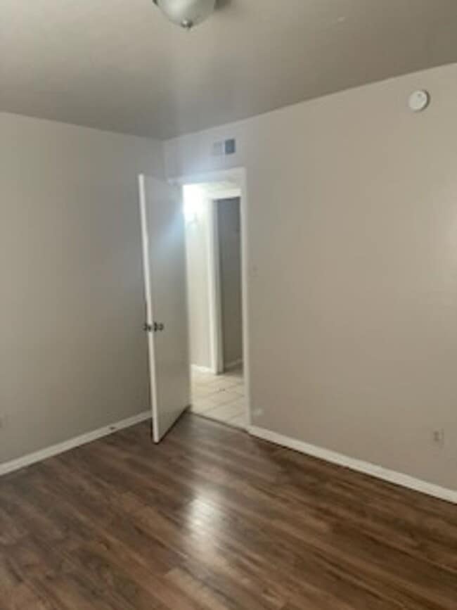 Building Photo - HUD Accepted – Recently updated 2-bedroom