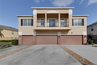 Building Photo - 2221 Betsy Ross Ln