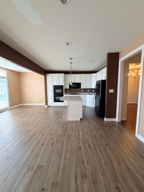 Building Photo - 203 Altair Way
