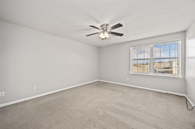 Building Photo - 16267 Silver Wing Ln