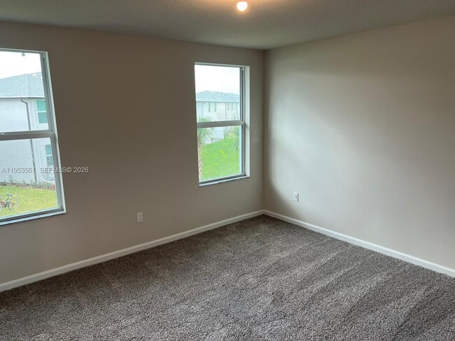 Building Photo - 5629 Mentmore Dr