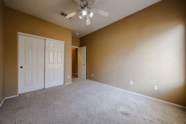 Building Photo - Charming 4BD, 2BA home in Chandler!