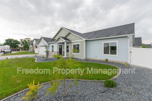 Building Photo - 2125 Oxon St