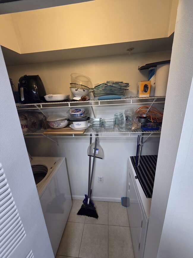 Building Photo - 3691 NW Mediterranean Ln