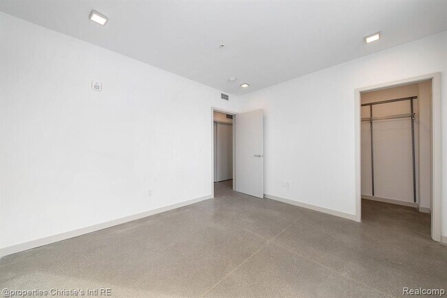 Building Photo - 1454 Townsend St
