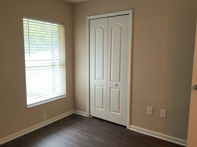 Building Photo - 5243 Algerine Pl