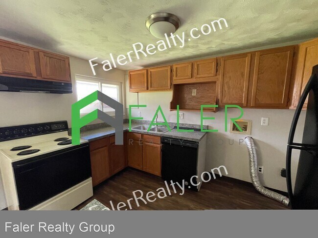 Building Photo - 3 br, 1 bath House - 2226 Adrian Ct.