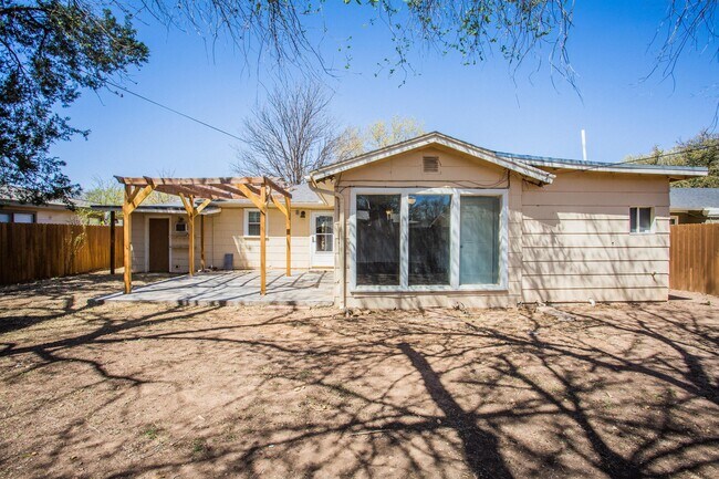 Building Photo - 4213 40th St