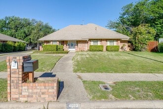 Building Photo - Great Move In Ready 3 Bedroom, 2 Bath Home Located in Northridge- Irving ISD- 75038