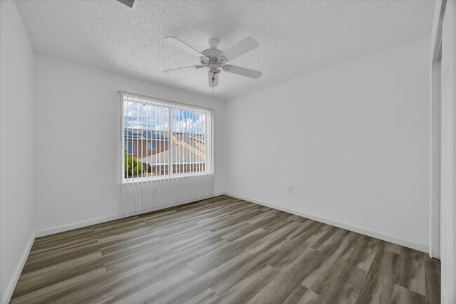 Building Photo - 2051 Island Brook Ln