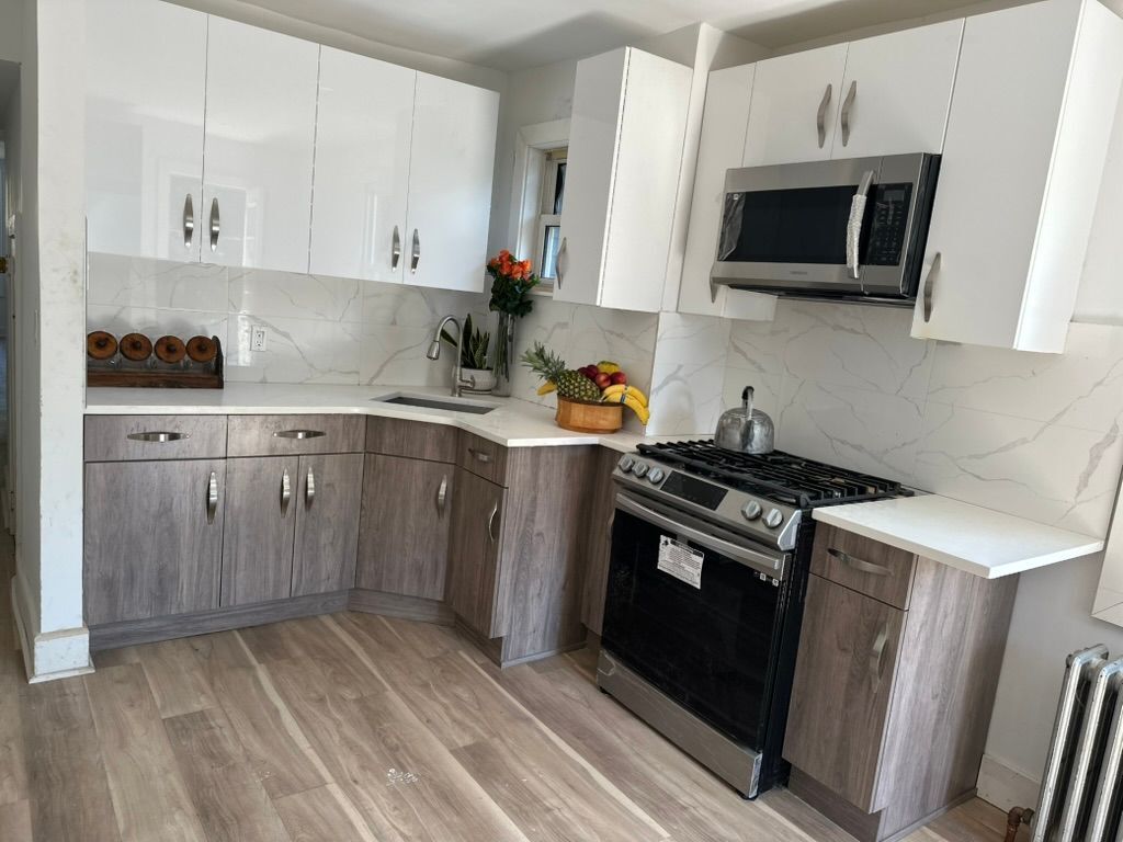 Building Photo - 328 High St