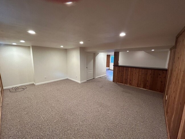 Building Photo - Gorgeous Craft House with Finish Basement ...