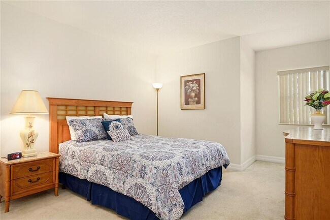 Building Photo - 4516 Seagull Dr
