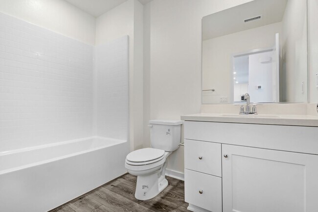 Building Photo - 4127 E Cir Paseo