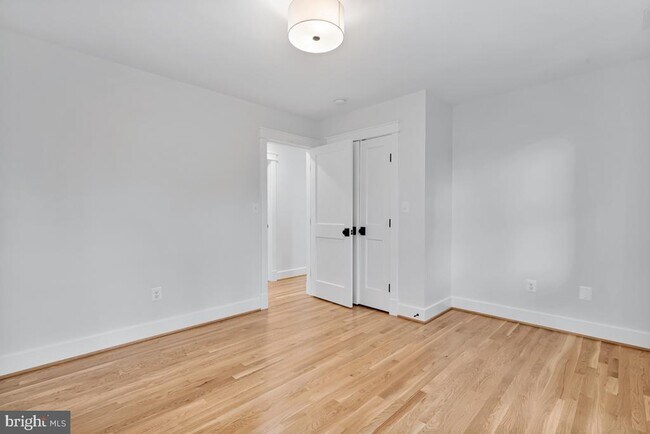 Building Photo - 3109 N Nottingham St